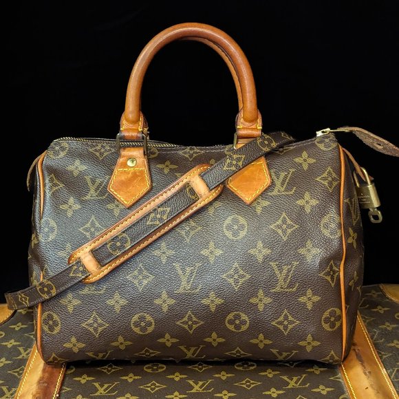 Louis Vuitton Handbags - LOUIS VUITTON Speedy 25 Monogram Canvas Vintage w Crossbody Strap + Lock & Key